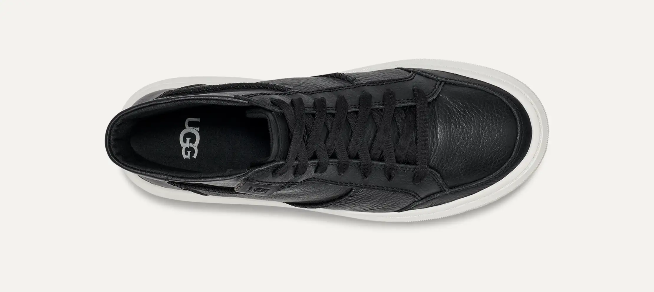 セール UGG Alameda Chukka Sneaker ブラック Alameda Chukka Sneaker | UGG®