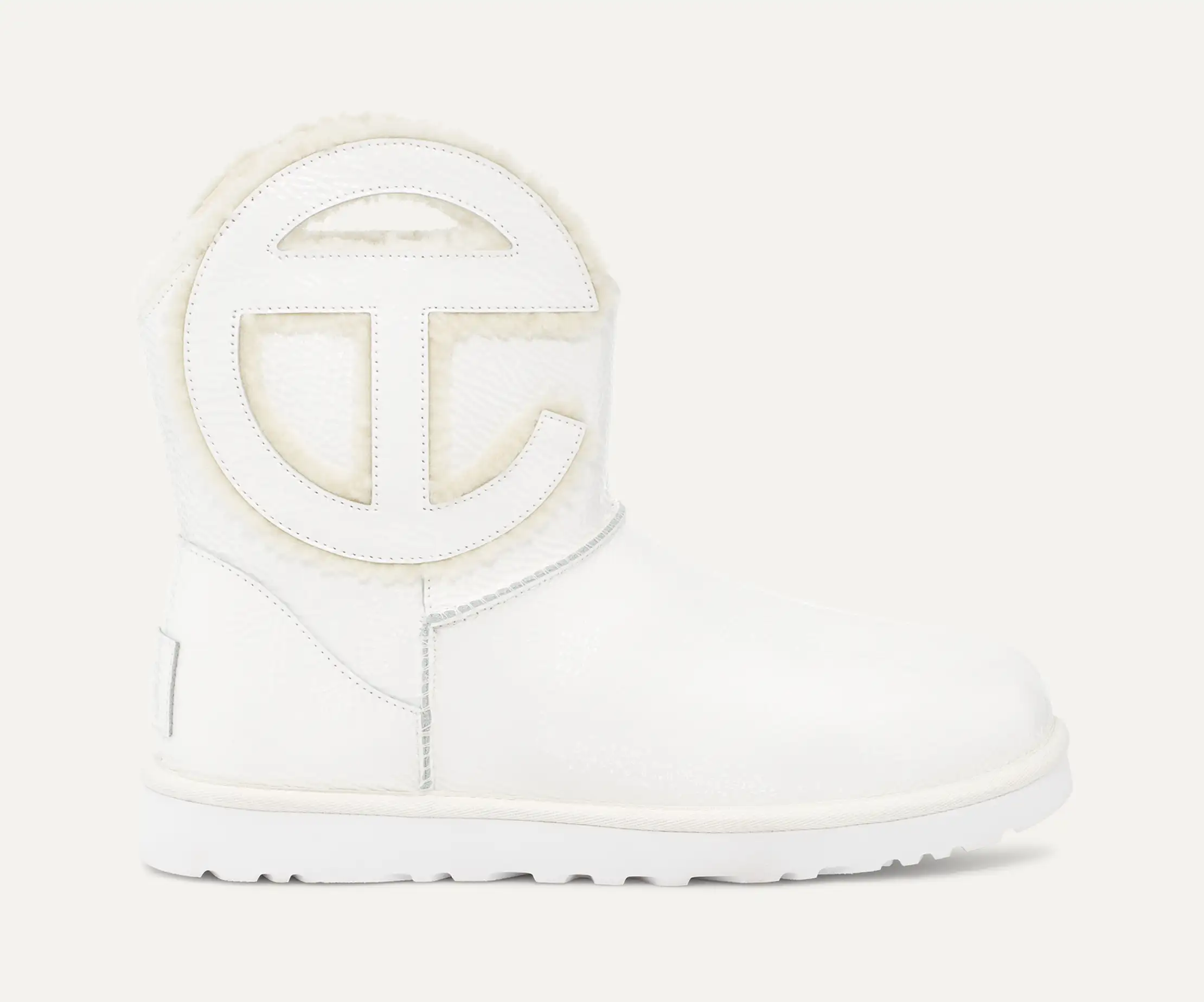 ☆送料・関税込☆UGG★UGG X TELFAR Logo Mini Crinkle W★ UGG x TELFAR Logo Mini | UGG®