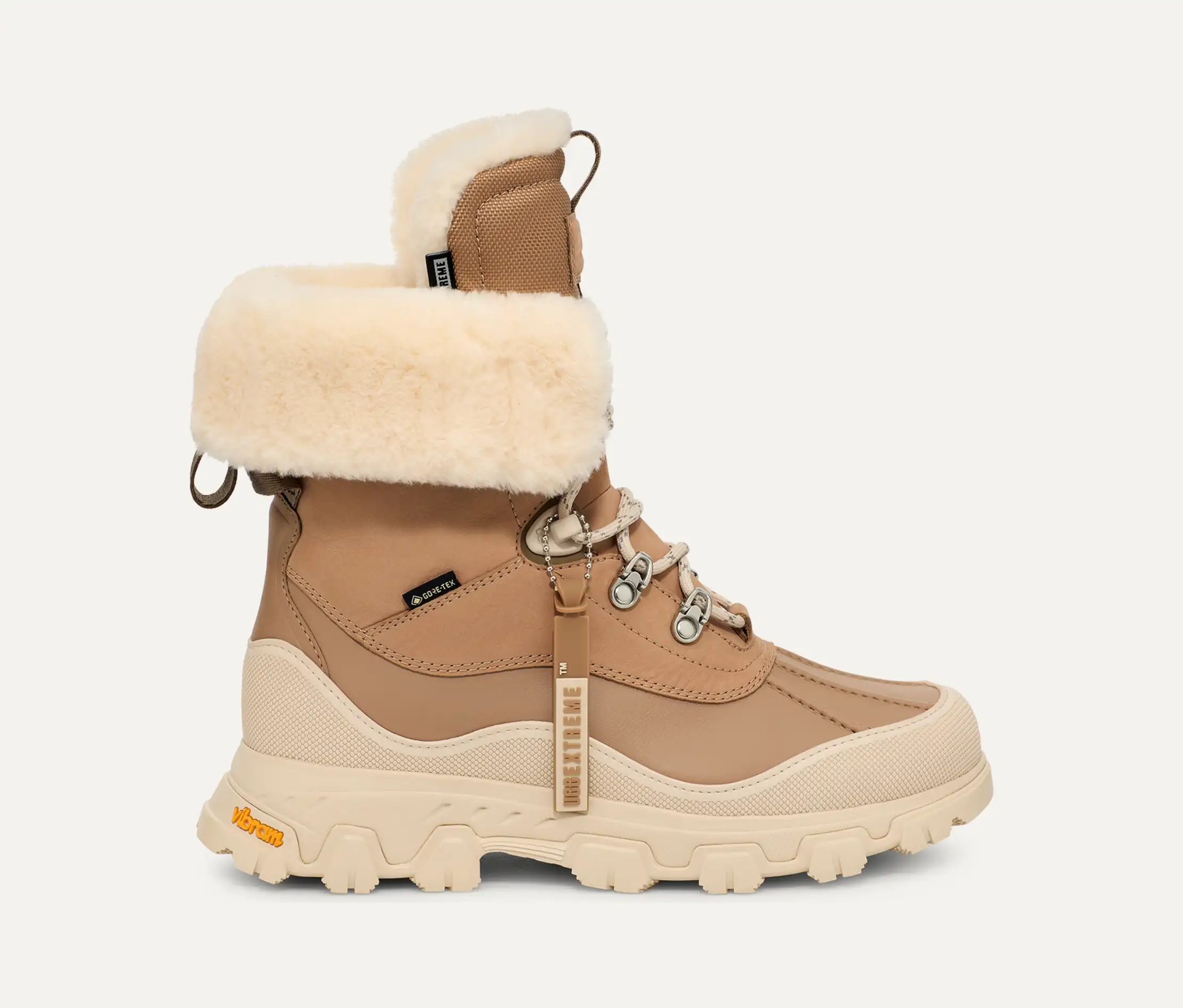 Boots Designer By Ugg In Black, Size: 7