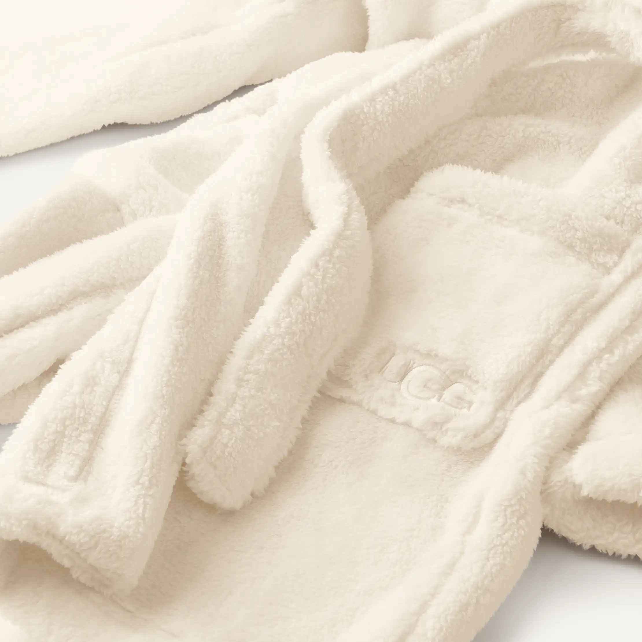 Women's Aarti Plush Robe