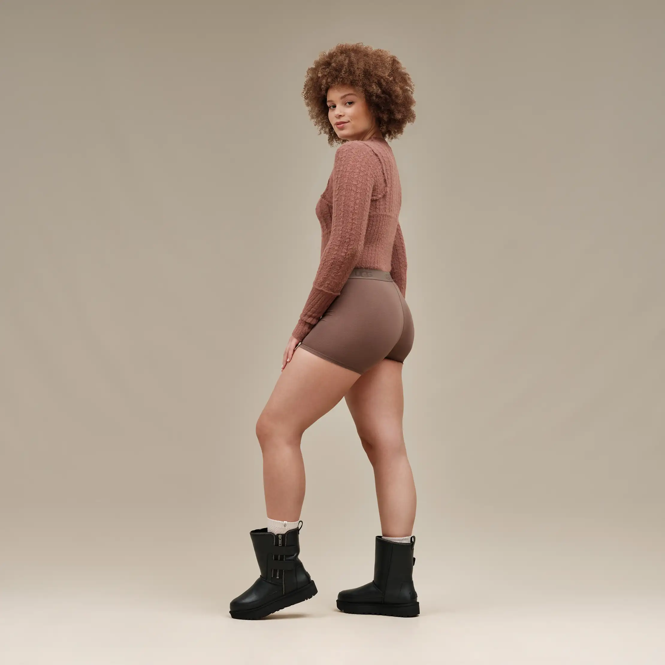 【UGG】Women's Alexiah Boy Short 海外限定 Alexiah Boy Short | UGG®