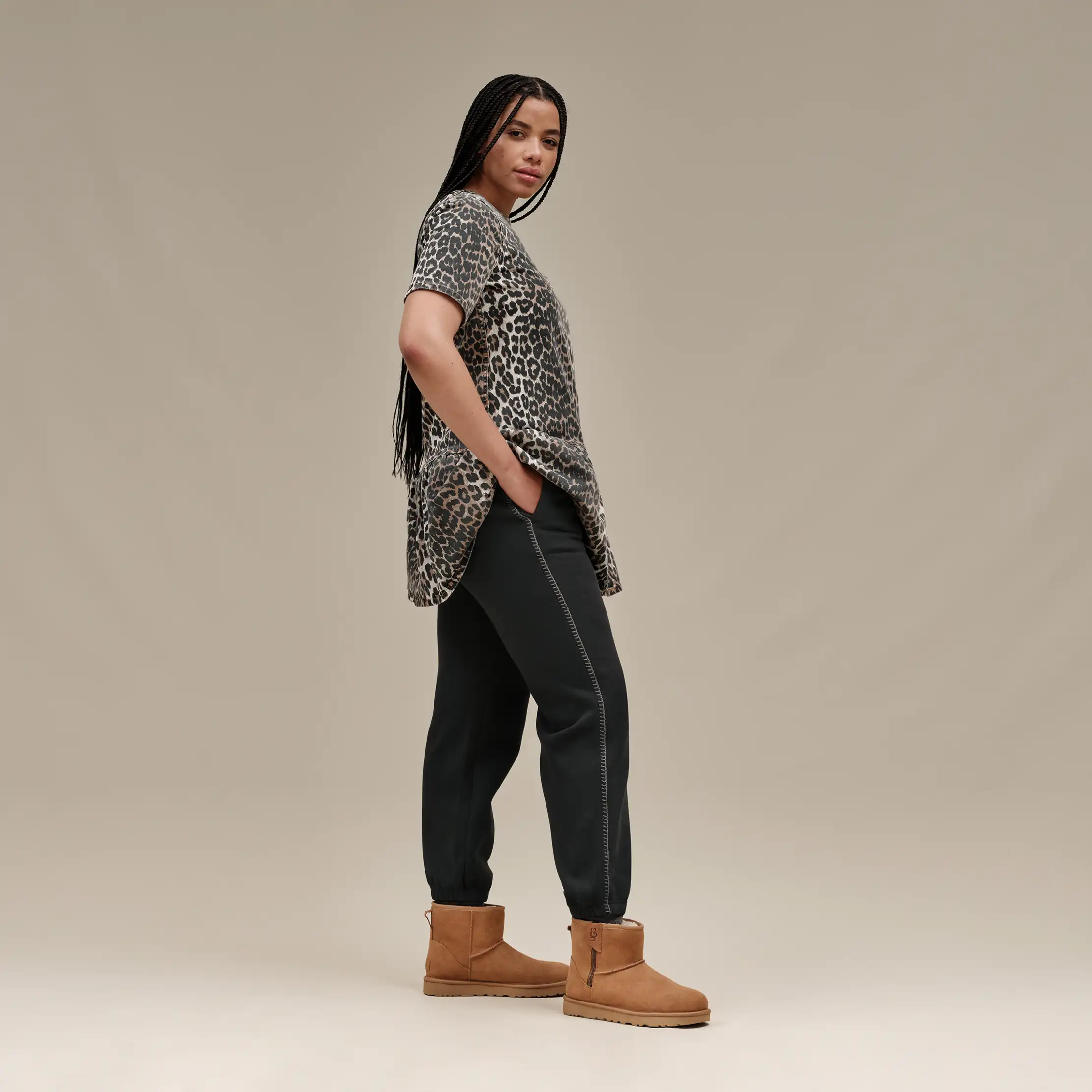 ✨新品　UGG@mos BOX LOGO SWEAT PANTS 1151710-CBHH_1.png?_s=RAABAB0