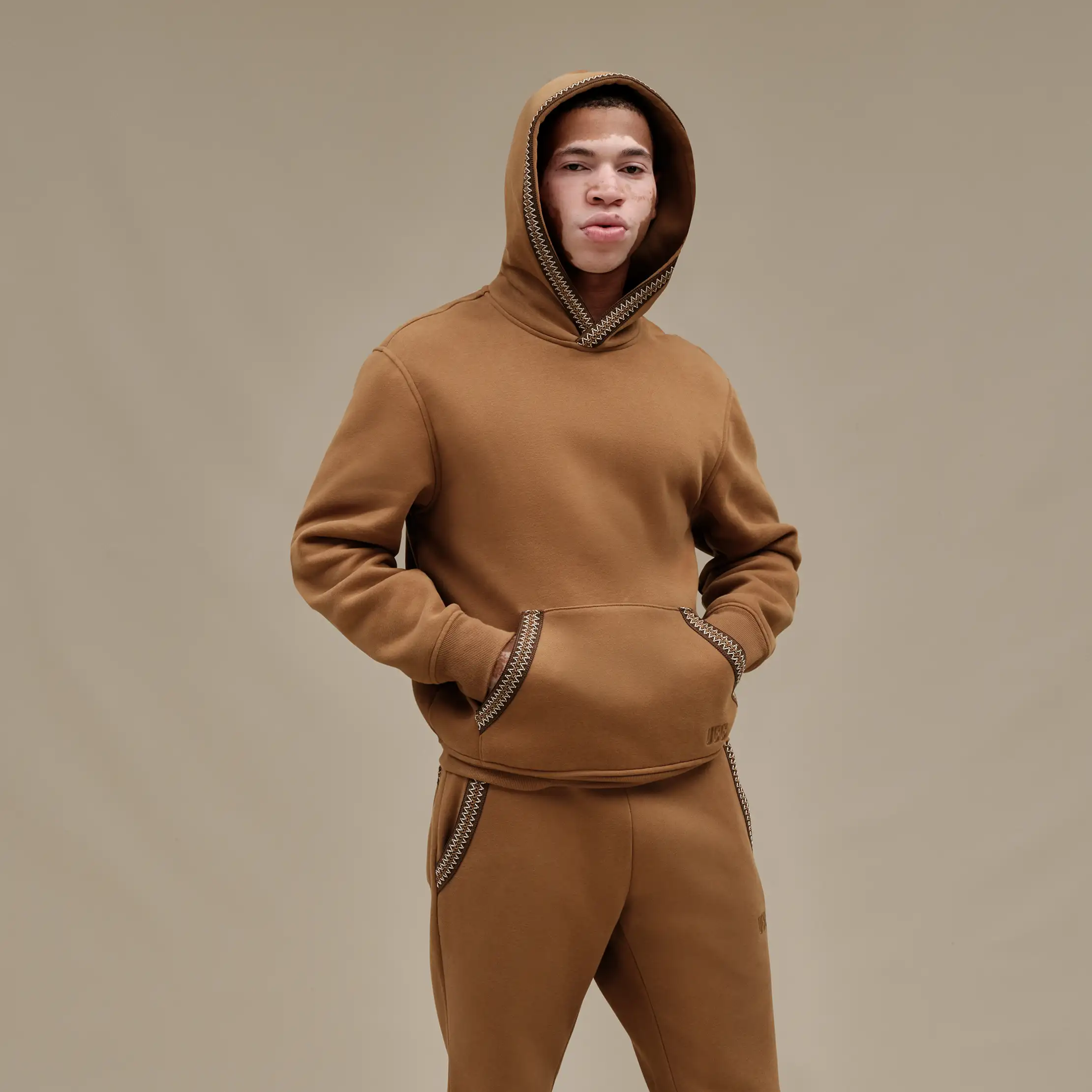 【メンズ・セール】UGG Men's Tasman Full Zip フーディ メンズ・セール】UGG Men's Tasman Full Zip フーディ (UGG