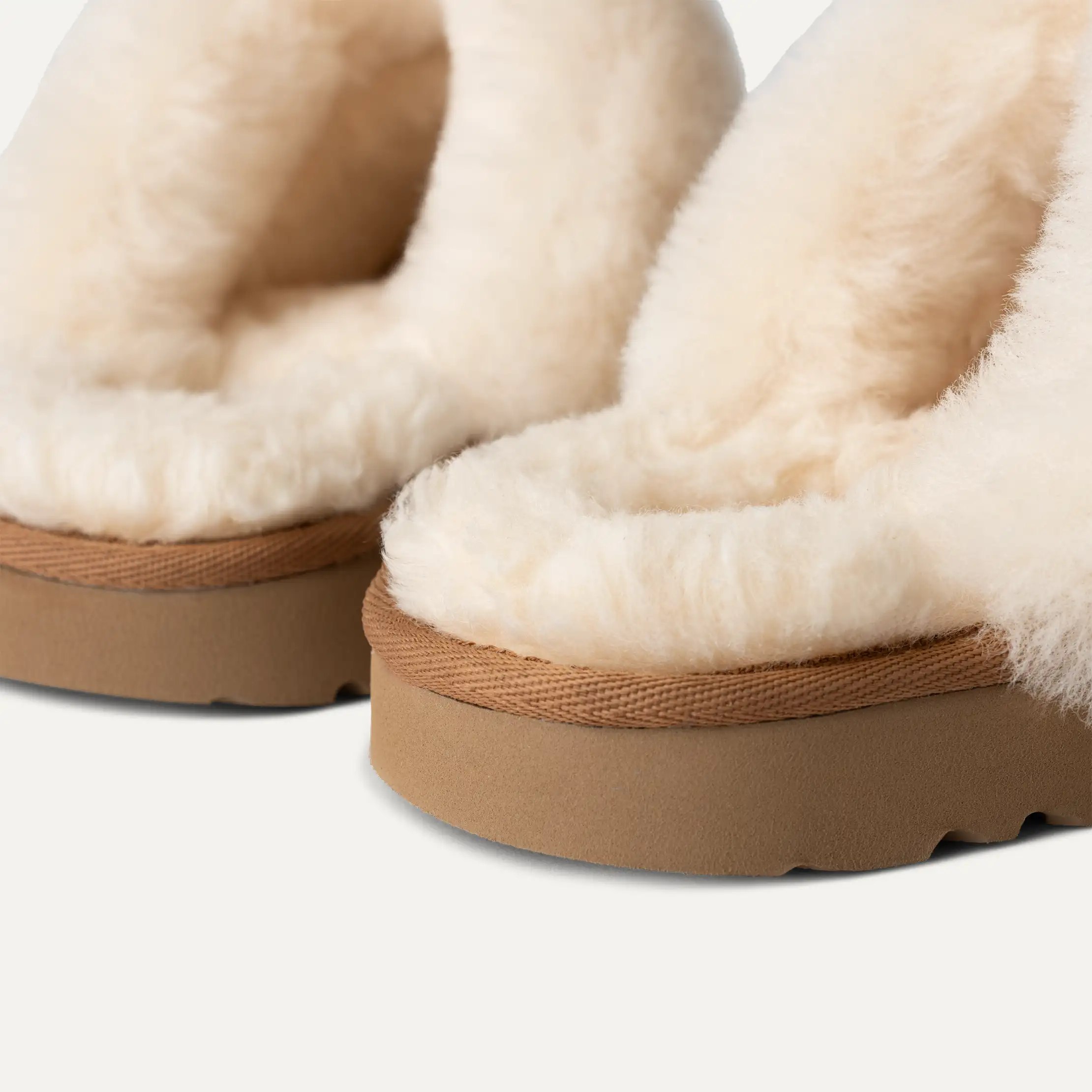 送料込！【新品未使用】UGG Kids Cozy II スリッポン 大人もOK！UGG☆ キッズ スリッパ COZY II SLIPPER - CHESTNUT