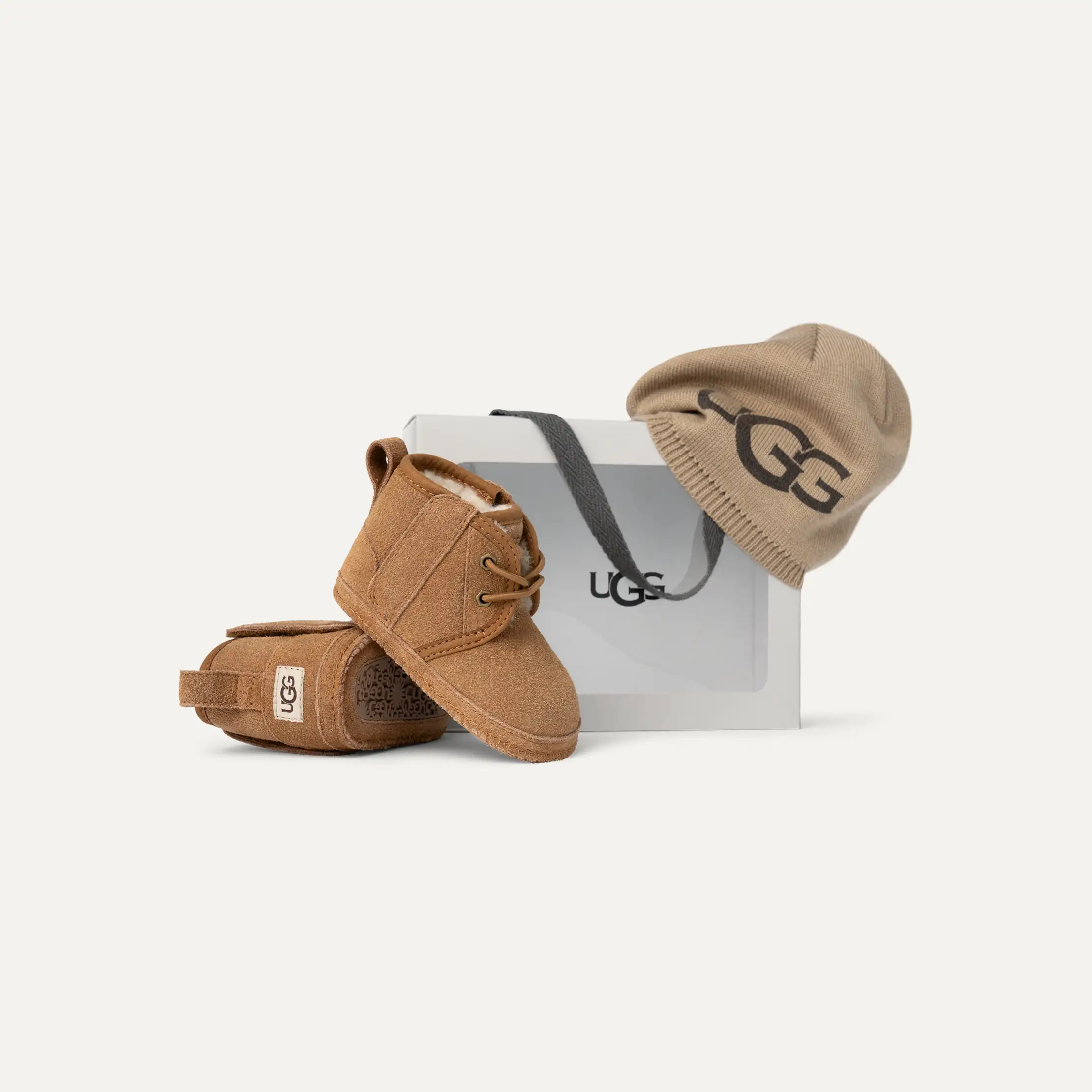 Baby Baby Neumel & UGG Beanie