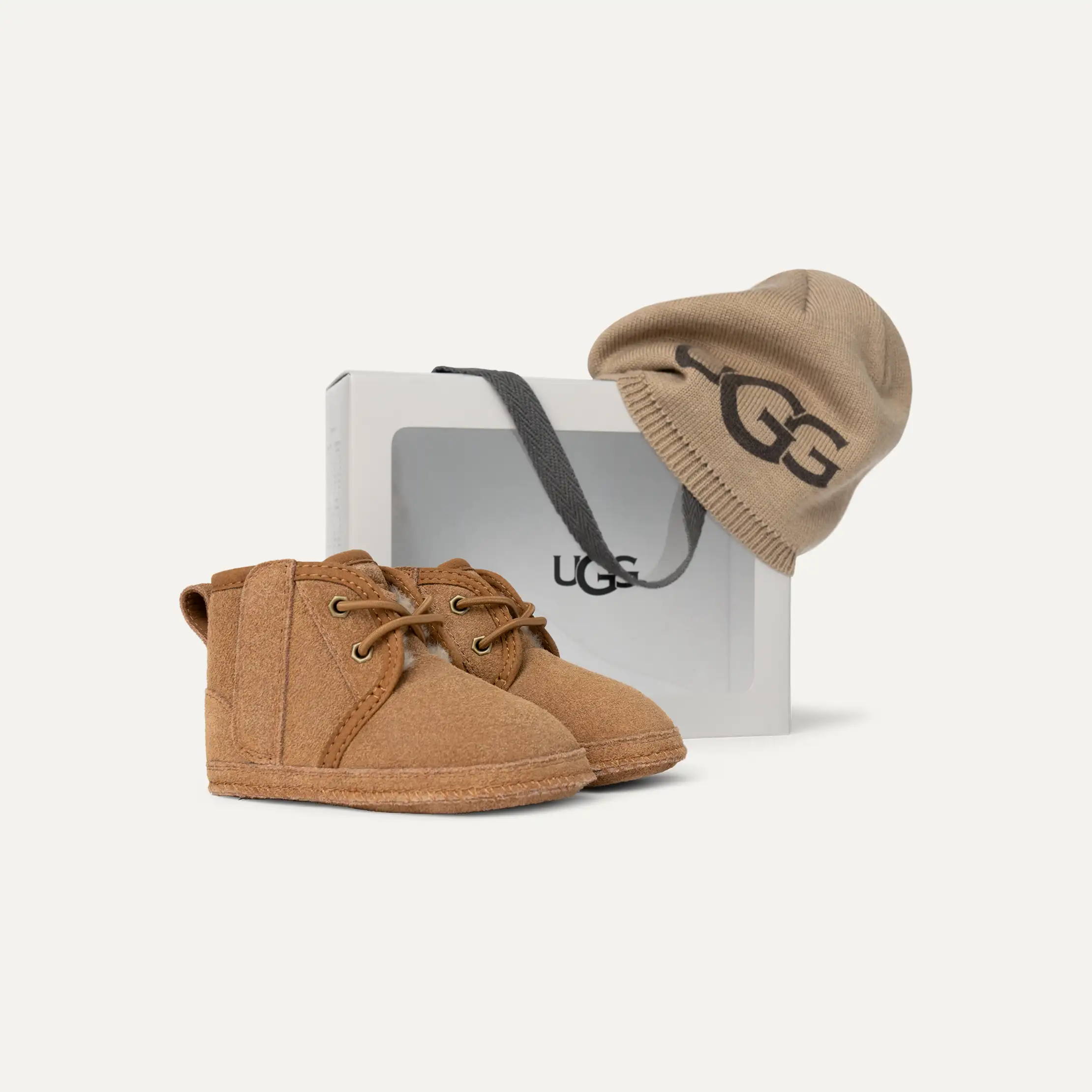 Baby Baby Neumel & UGG Beanie