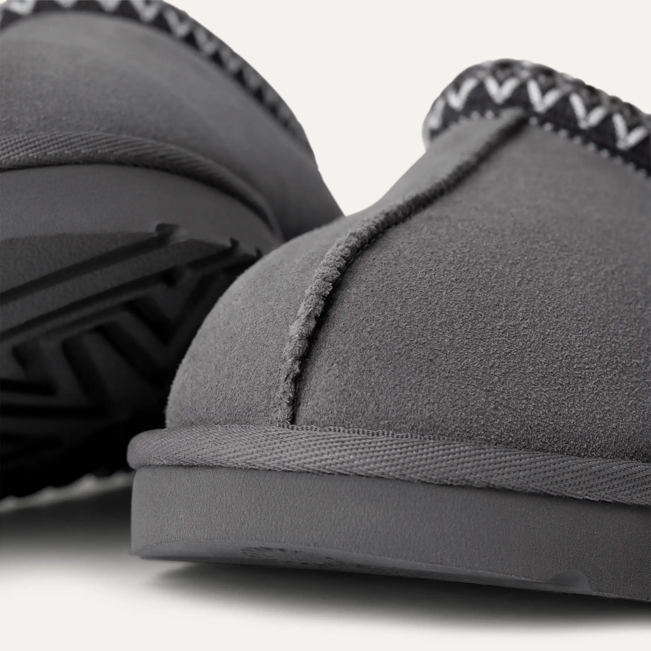 Ugg: Tasman Chestnut | Shoe-Inn