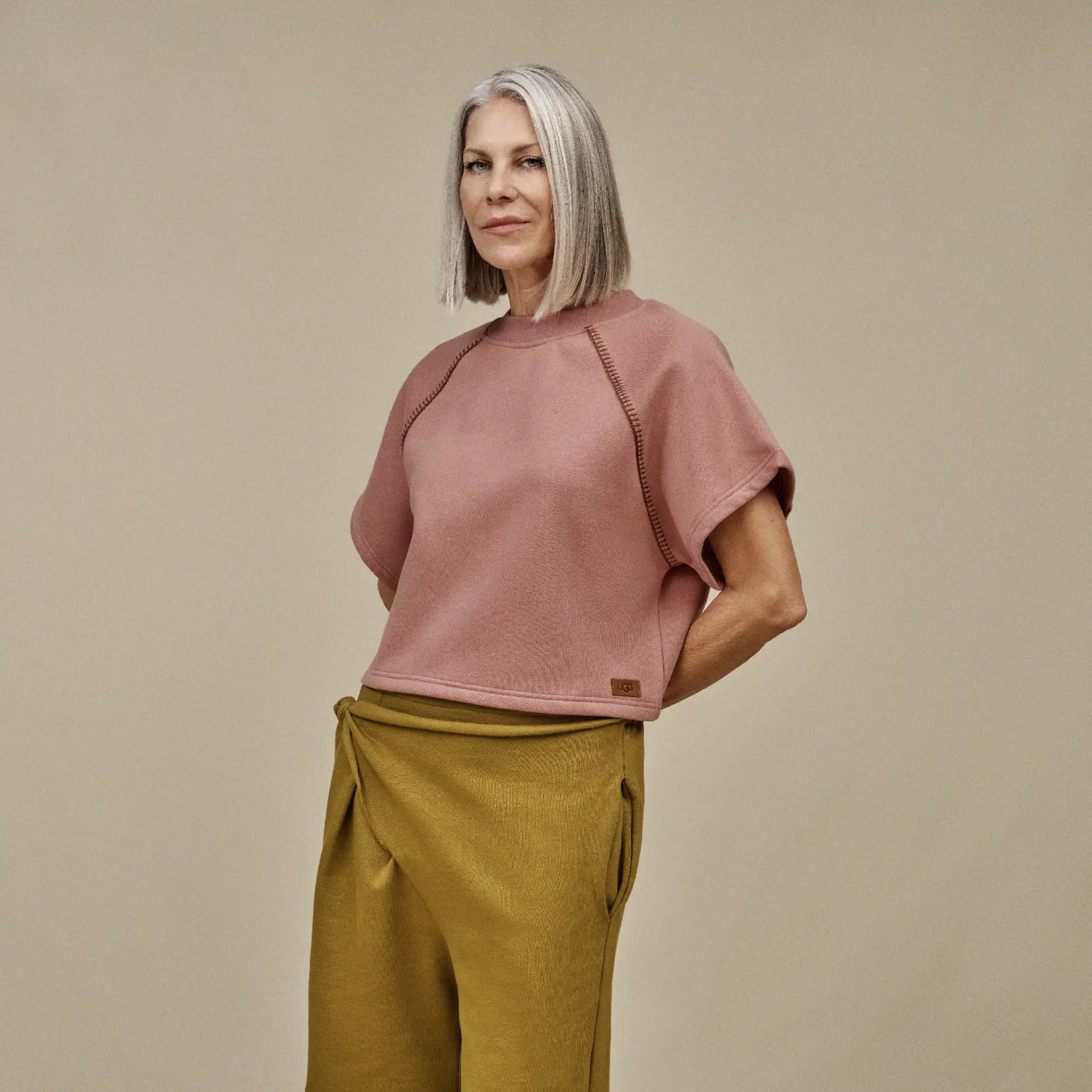 アグオーストラリア UGG クラシック Short Sleeve Crewneck レディース パーカー スウェット Pink Dawn UGG® Classic Short Sleeve Crewneck for Women | UGG®