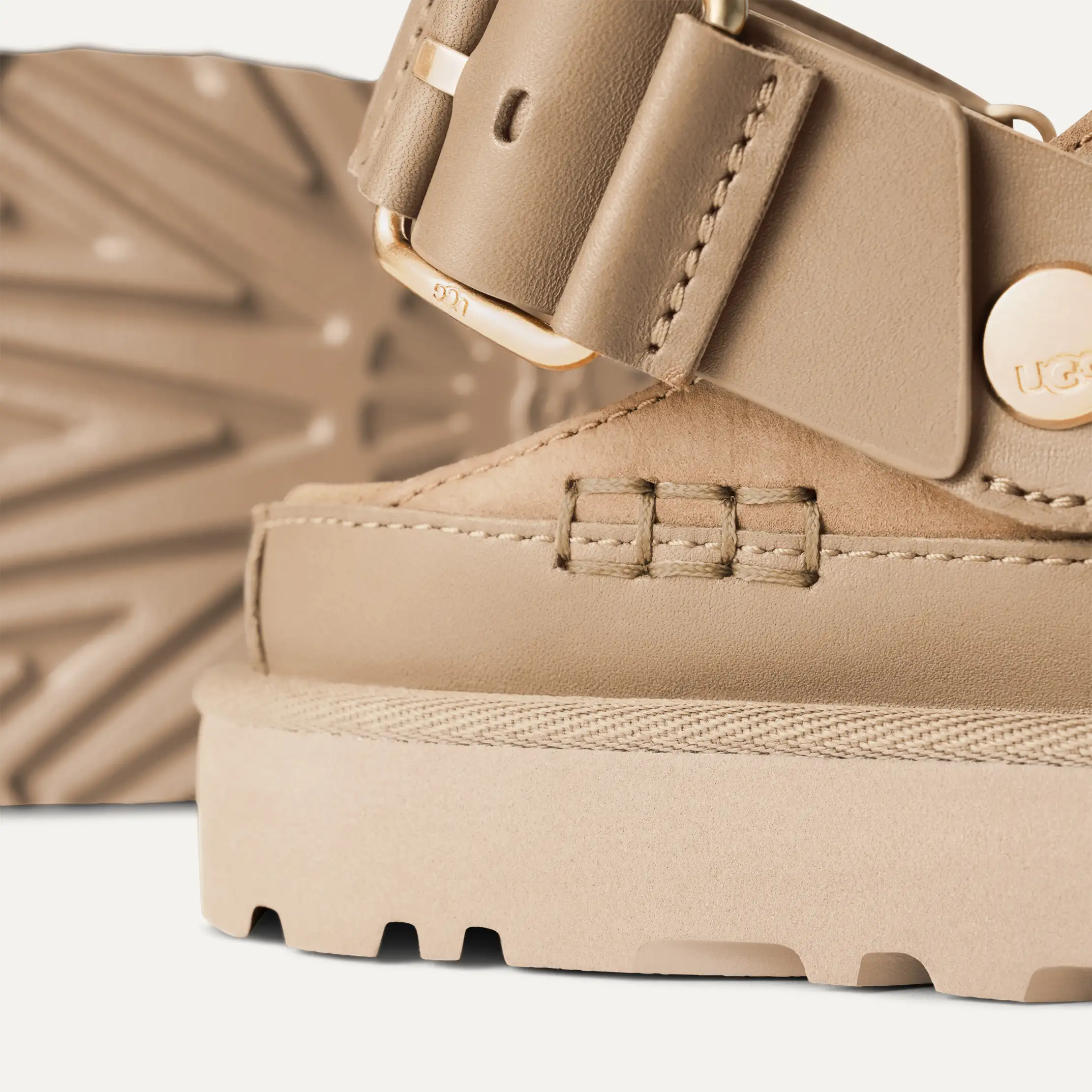 サンダル・ミュール UGG SS25 GOLDEN STAR VILLA CLOG (1169590 CHE) UGG® Goldenstar Villa Clog for Women | UGG® EU