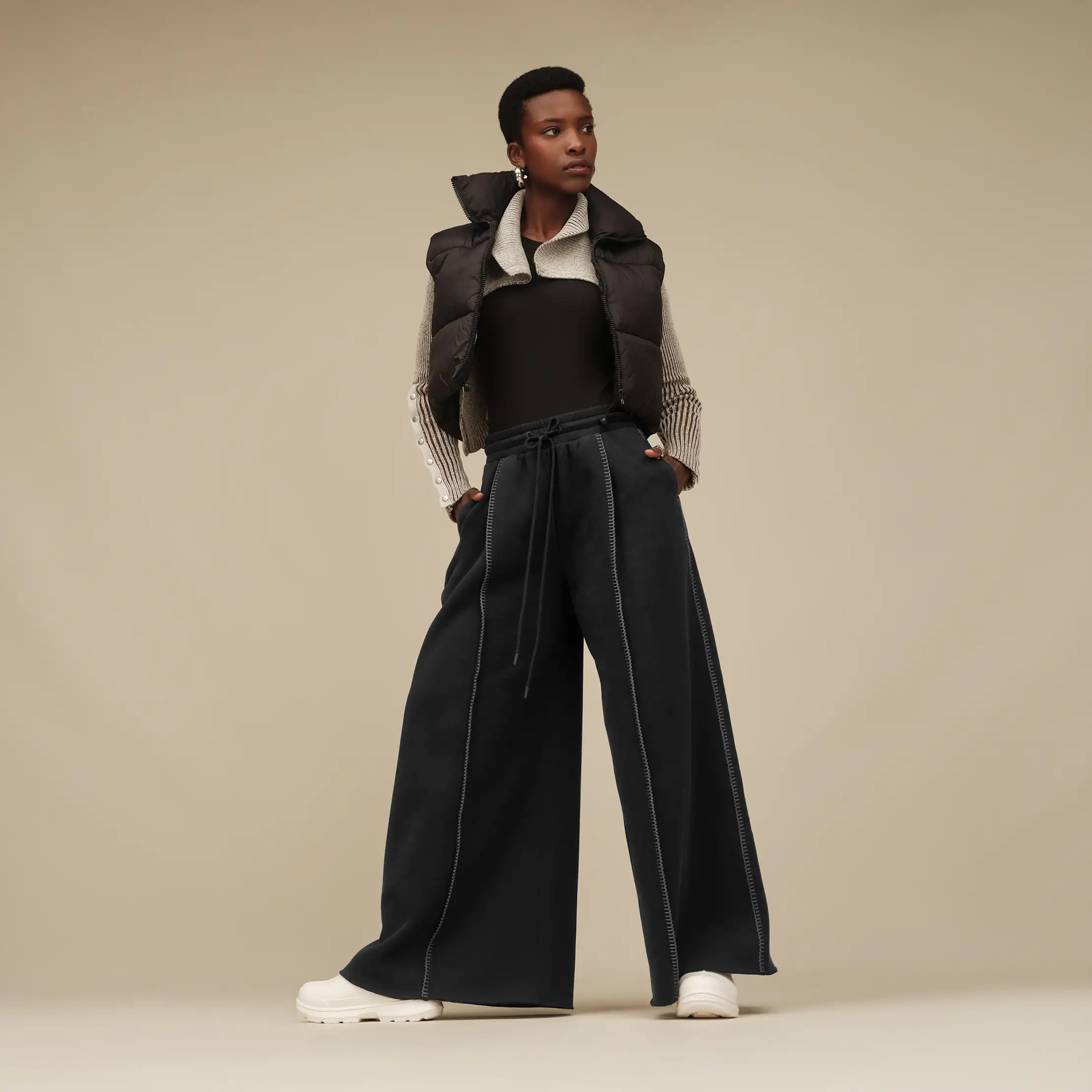 Pantalon classique à jambe large