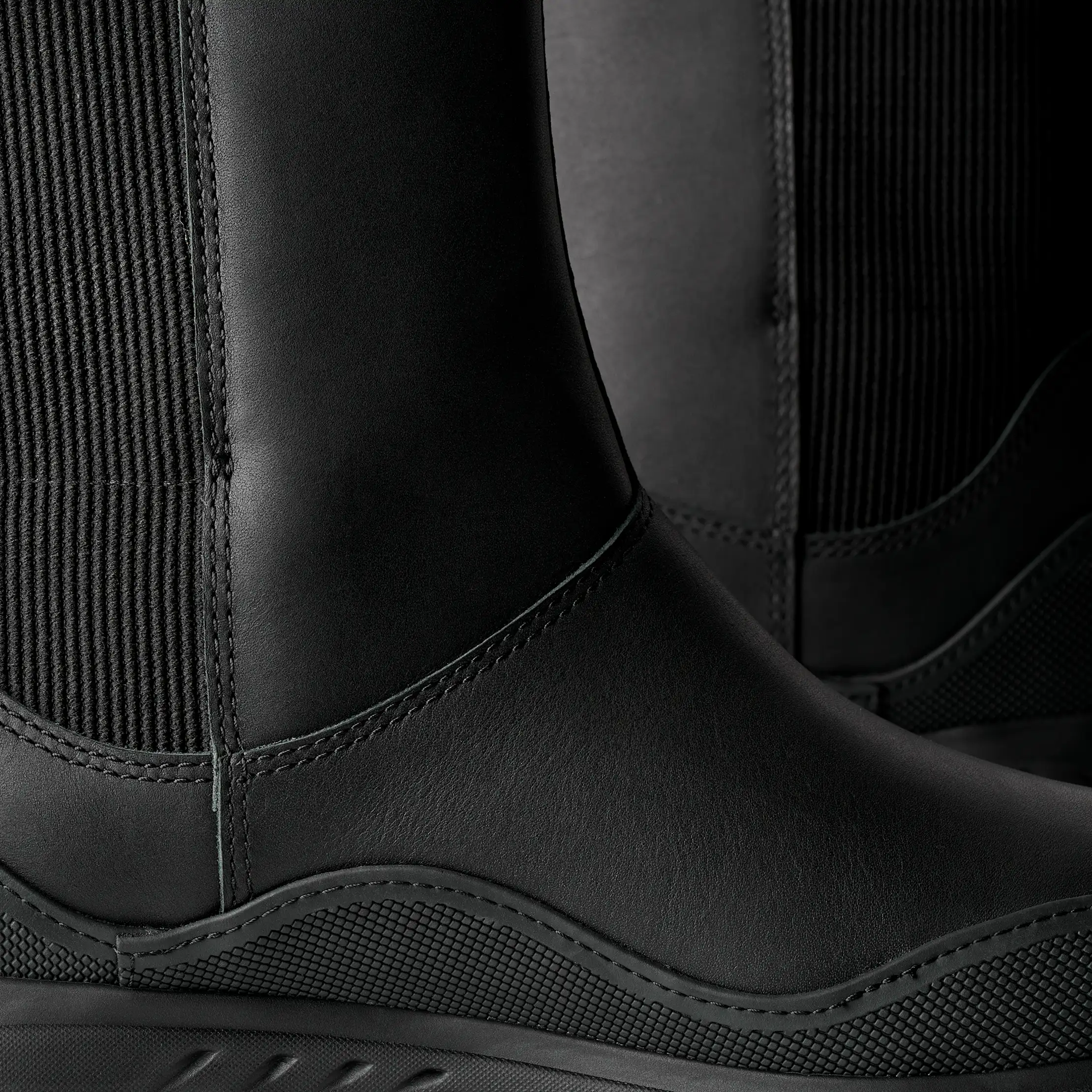 UGG® MetroTrek Chelsea for Women | UGG®