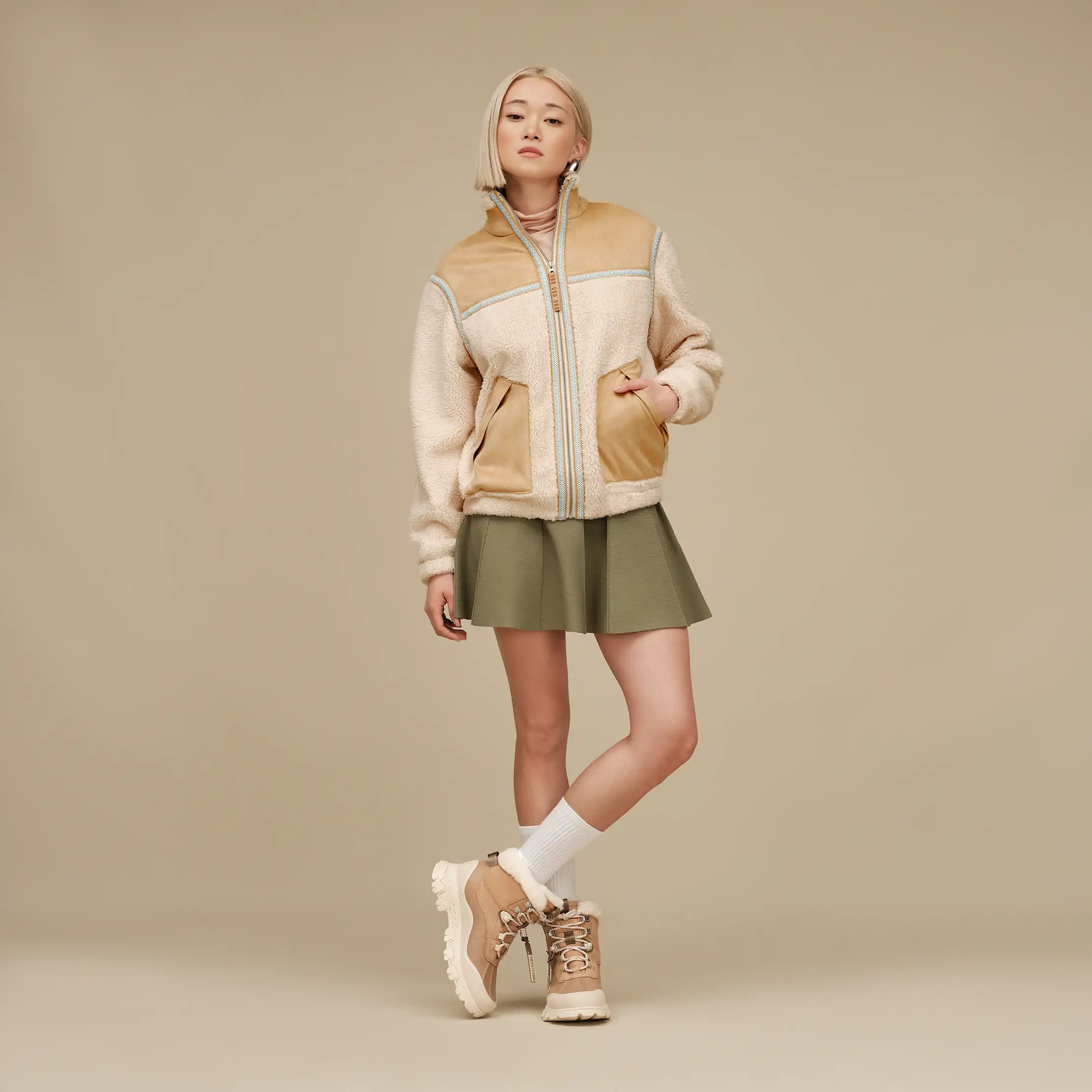 【送料&関税込】UGG Beige Leather W Adirondack Meridian Boot UGG® Adirondack Meridian Hiker for Women | UGG®