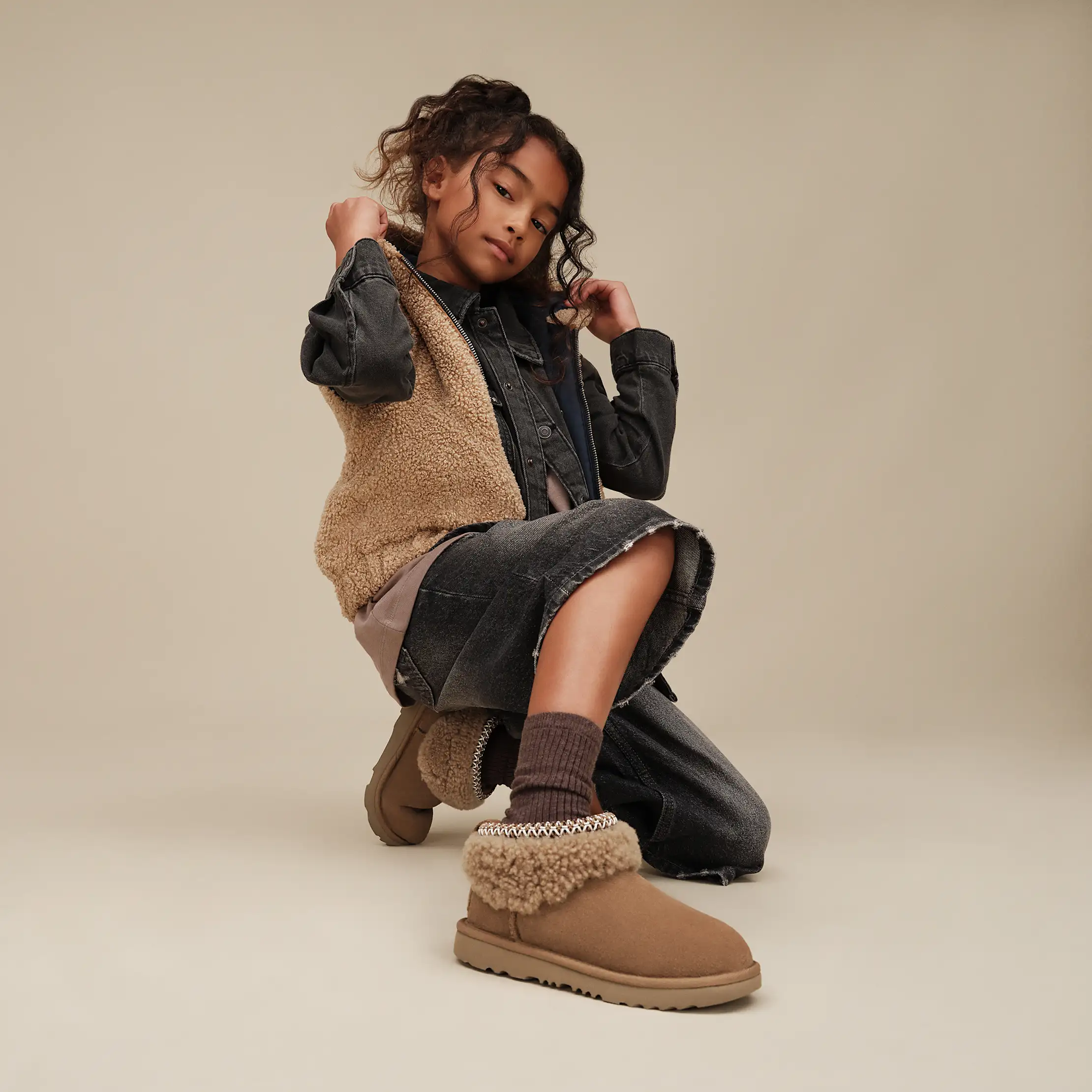 UGG® Classic Ultra Mini Maxi Curly for | UGG®