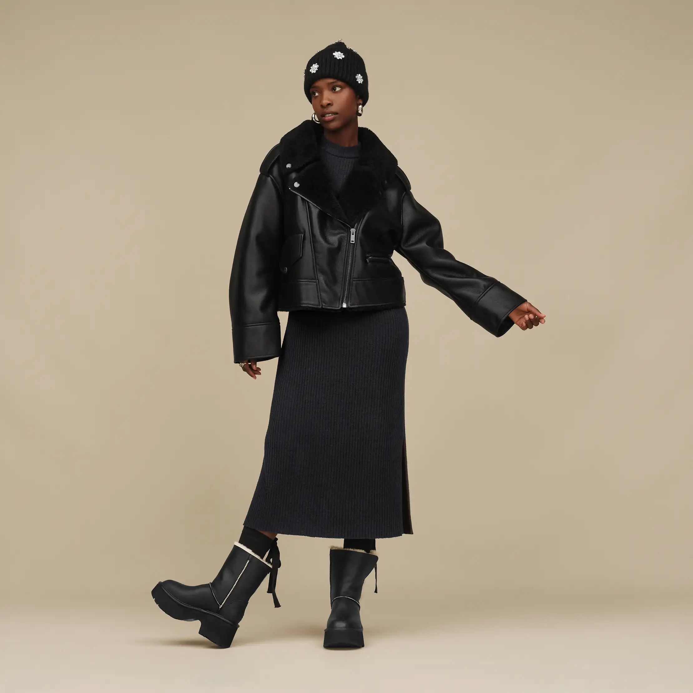 新品未使用UGG FINNIAN LUXEFLUFF MOTO JACKET貴重 UGG Finnian LuxeFluff Moto Jacket | Urban Outfitters