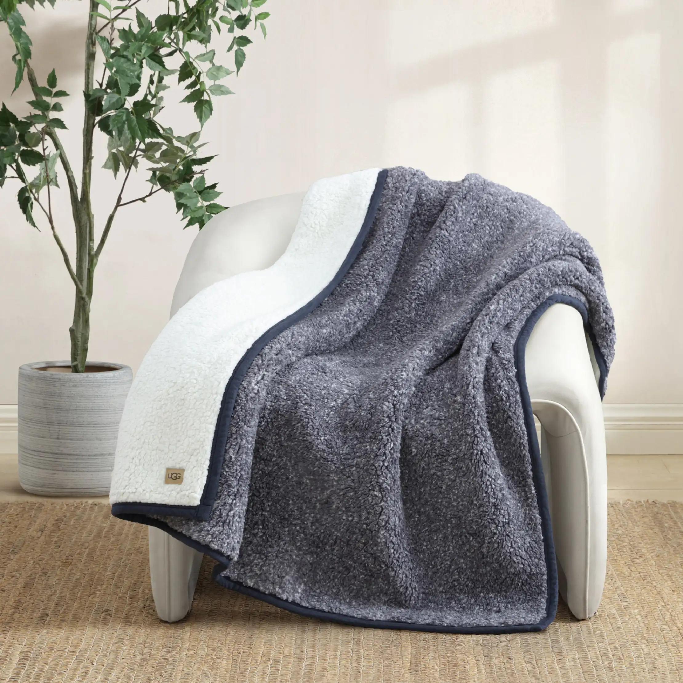 Home Classic UGGfluff Throw 50" x 70"