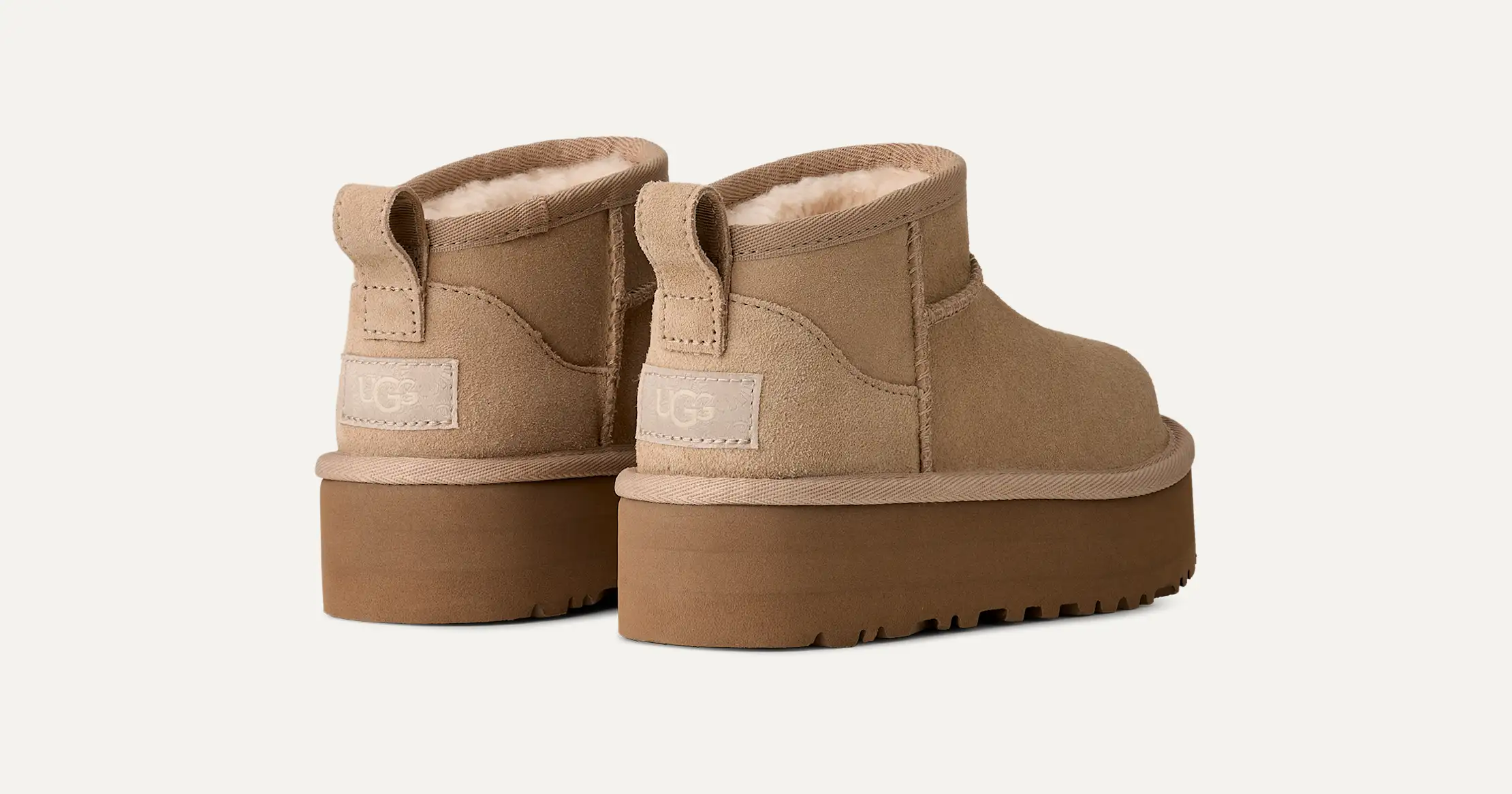UGG® Classic Ultra Mini Platform Boot for Kids | UGG® EU