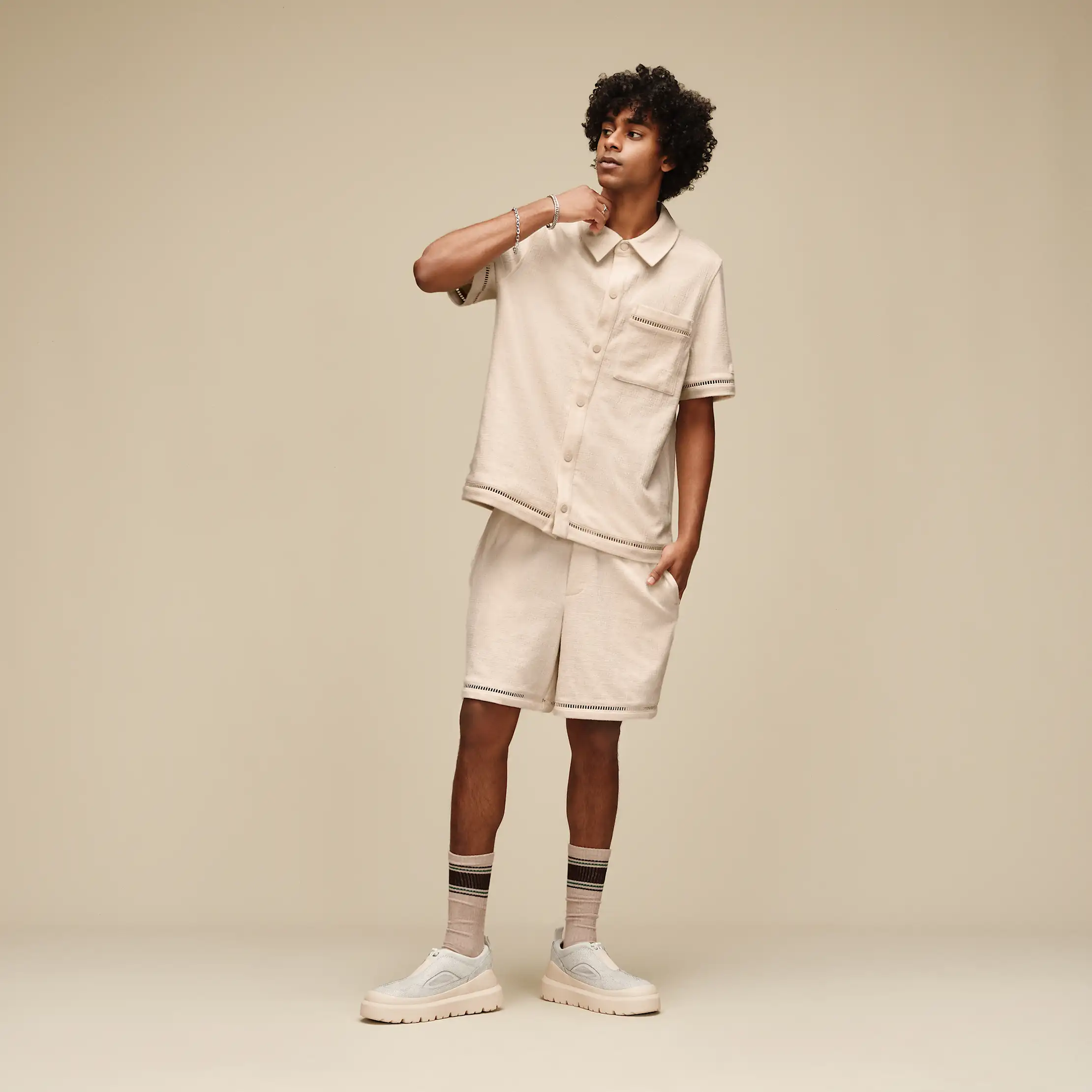 Utilitaire patrimonial Axoid à effet craquelé​​​​​​​