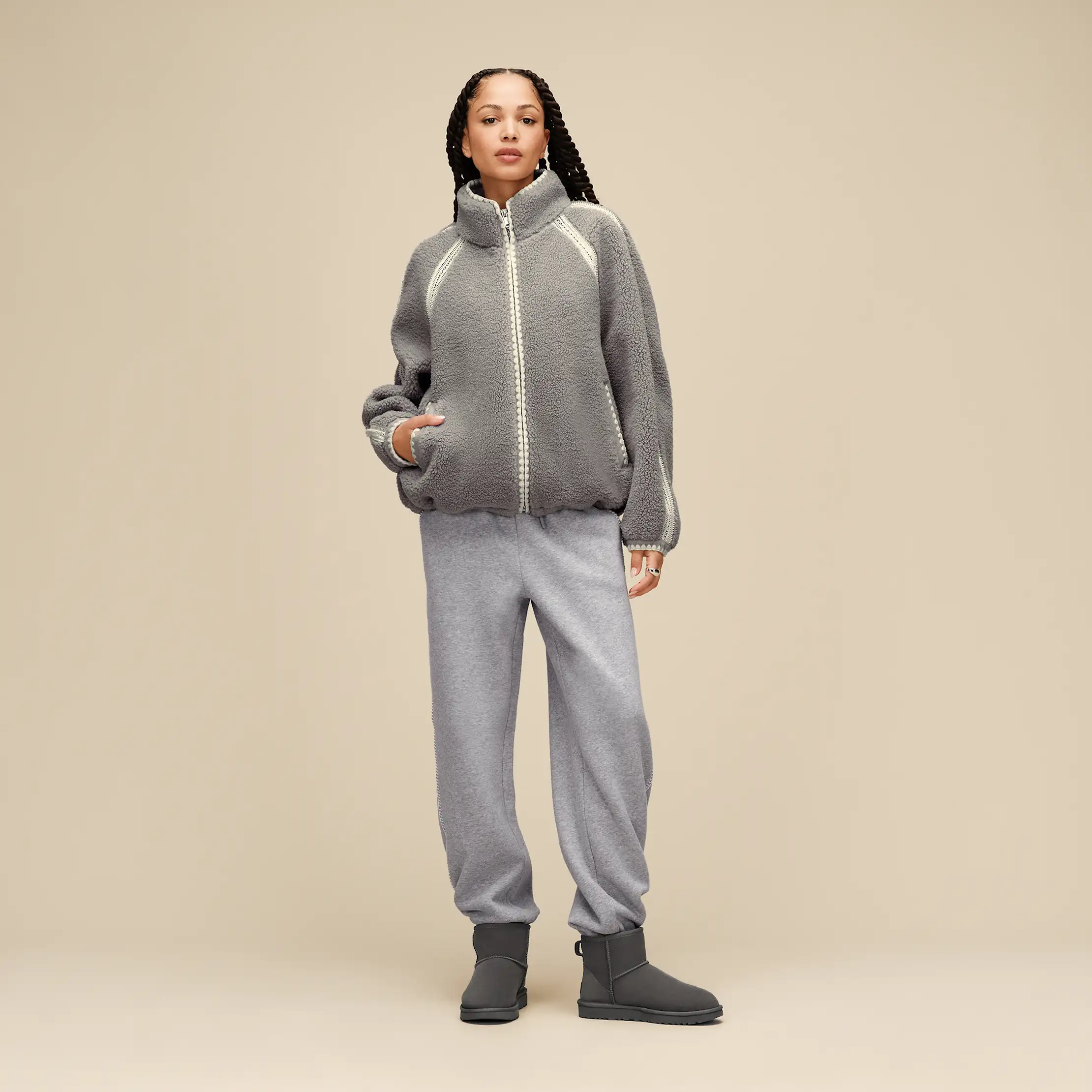 Veste Nikia UGGfluff en crochet