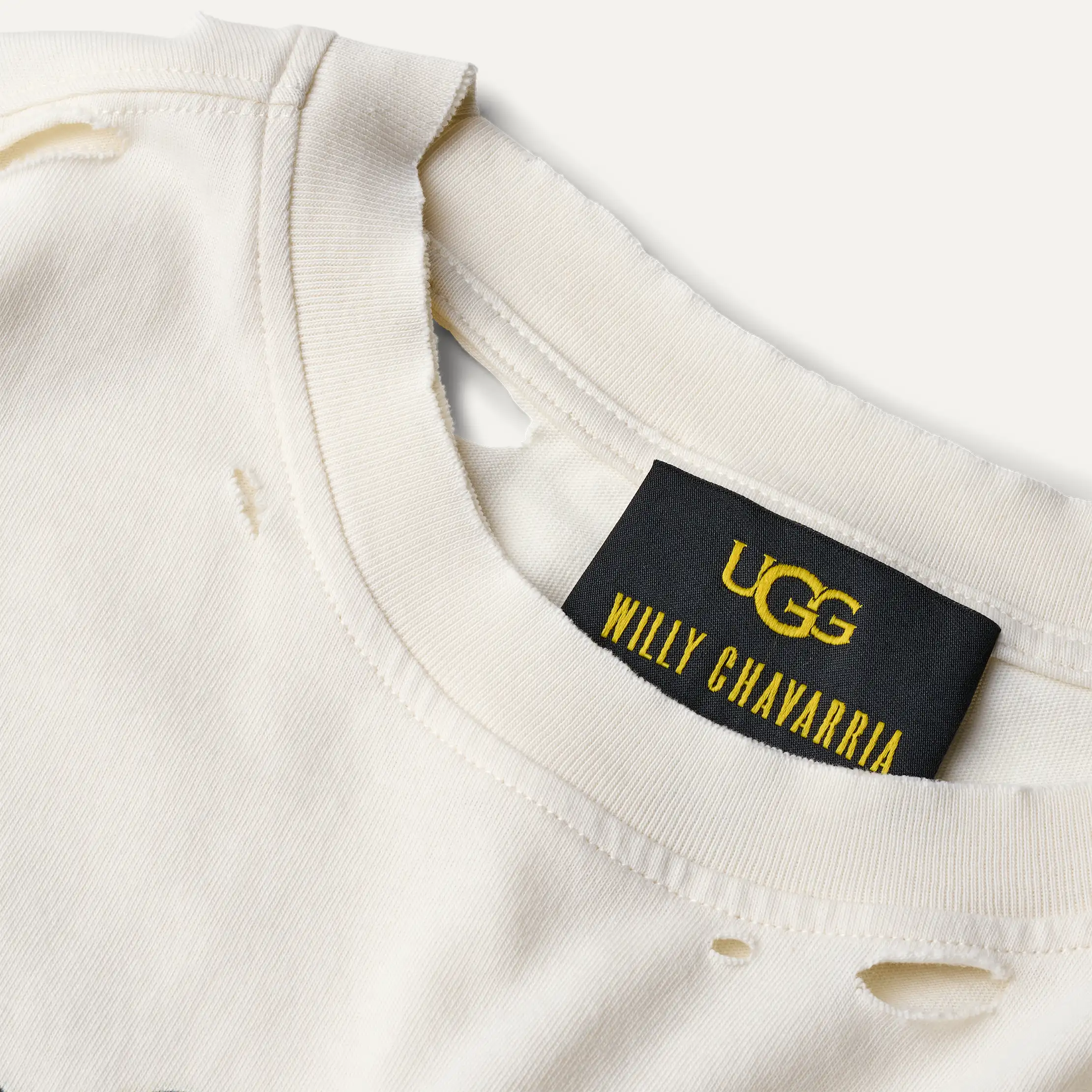 T-shirt Hug It Willy Chavarria UGG