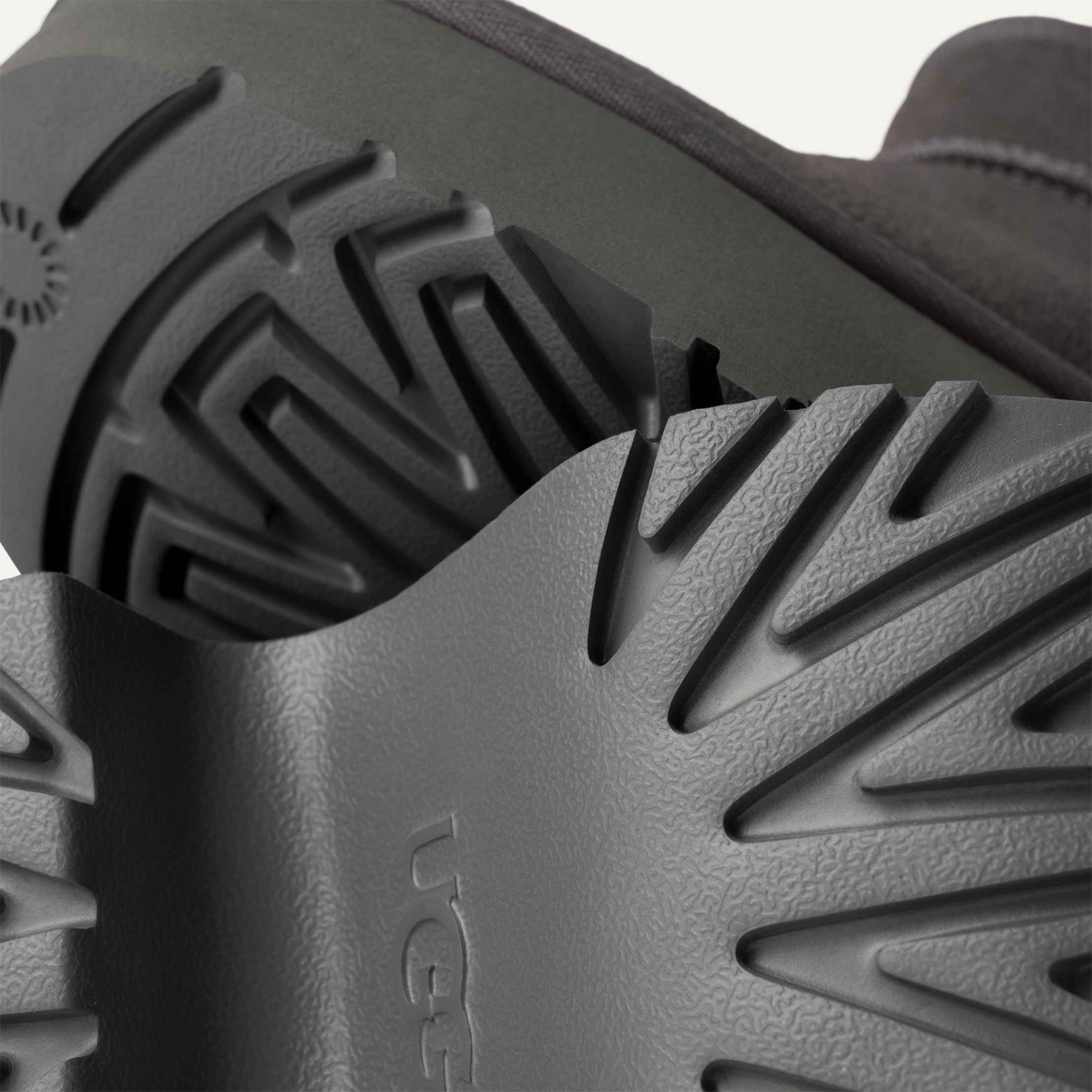 Amazon.com | UGG Girls K Classic Ultra MINI New Heights