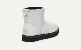 【COLOR iN ID】Padded string middle ugg boots Women's Classic Mini II Boot | UGG®