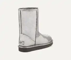 UGG シルバーメタリックスパークルブーツ　23㎝ UGG - UGG / アグ | W CLASSIC MAXI SHORT クラシック マキシ