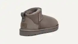 ☆韓国の人気☆【UGG】☆UGG Classic Ultra Mini☆Grey☆ Women's Classic Ultra Mini Boot | UGG®