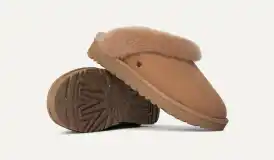 Women's Classic Slipper II: Chestnut - Size 5 | UGG®