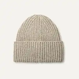 Tuque en tricot côtelé à grosses mailles