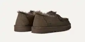 Flâneur en relief Ellis