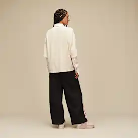 Feels Like UGG Tee