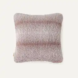 Clyde Pillow 20" x 20"