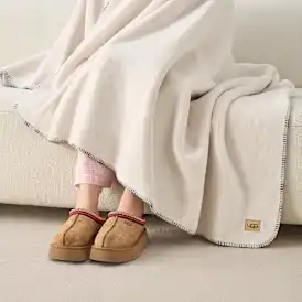 Color Stitch Coco Throw 50"x70"