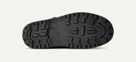 Willy Chavarria style moto UGG