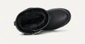 Willy Chavarria style moto UGG