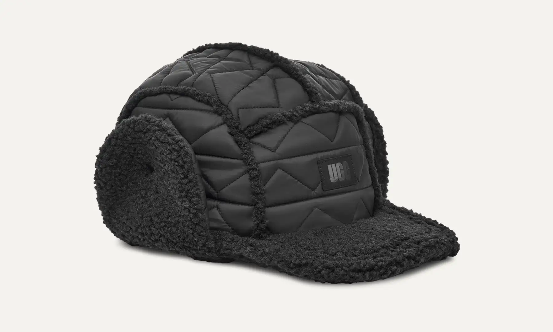 国内在庫・即納可能 UGG AW UGGfluff Rev Hat UGG® AW UGGfluff Rev Hat for Women | UGG®
