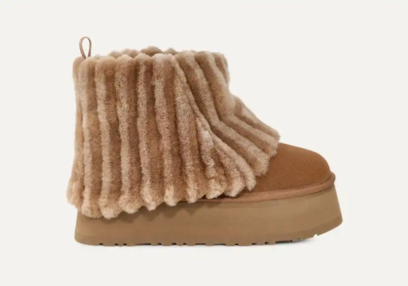 Classic Mini Sherpa Corduroy Boot UGG®