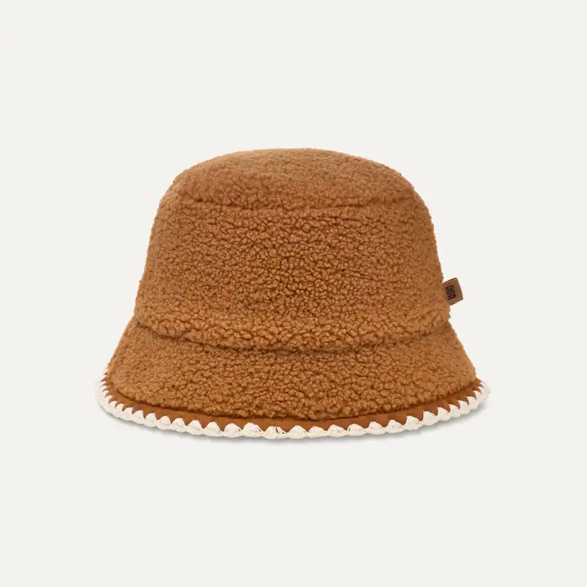 UGG UGGfluff Scalloped Hat クリーム UGG UGGfluff Scalloped Hat クリーム - メルカリ