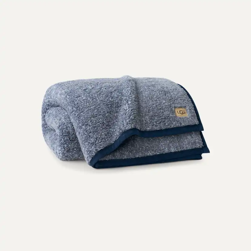 Classic UGGfluff Throw 50" x 70"