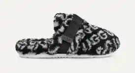 【UGG】包み込むように ☆ Fluff Yeah Camo pop ☆ 気持ちいい〜 UGG】包み込むように ☆ Fluff Yeah Camo pop ☆ 気持ちいい〜
