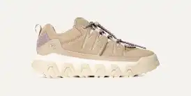 【UGG】★ブーツ★ Women's CapTrail High Amazon.com | UGG Women's CAPTRAIL HIGH Sneaker, Light Beige