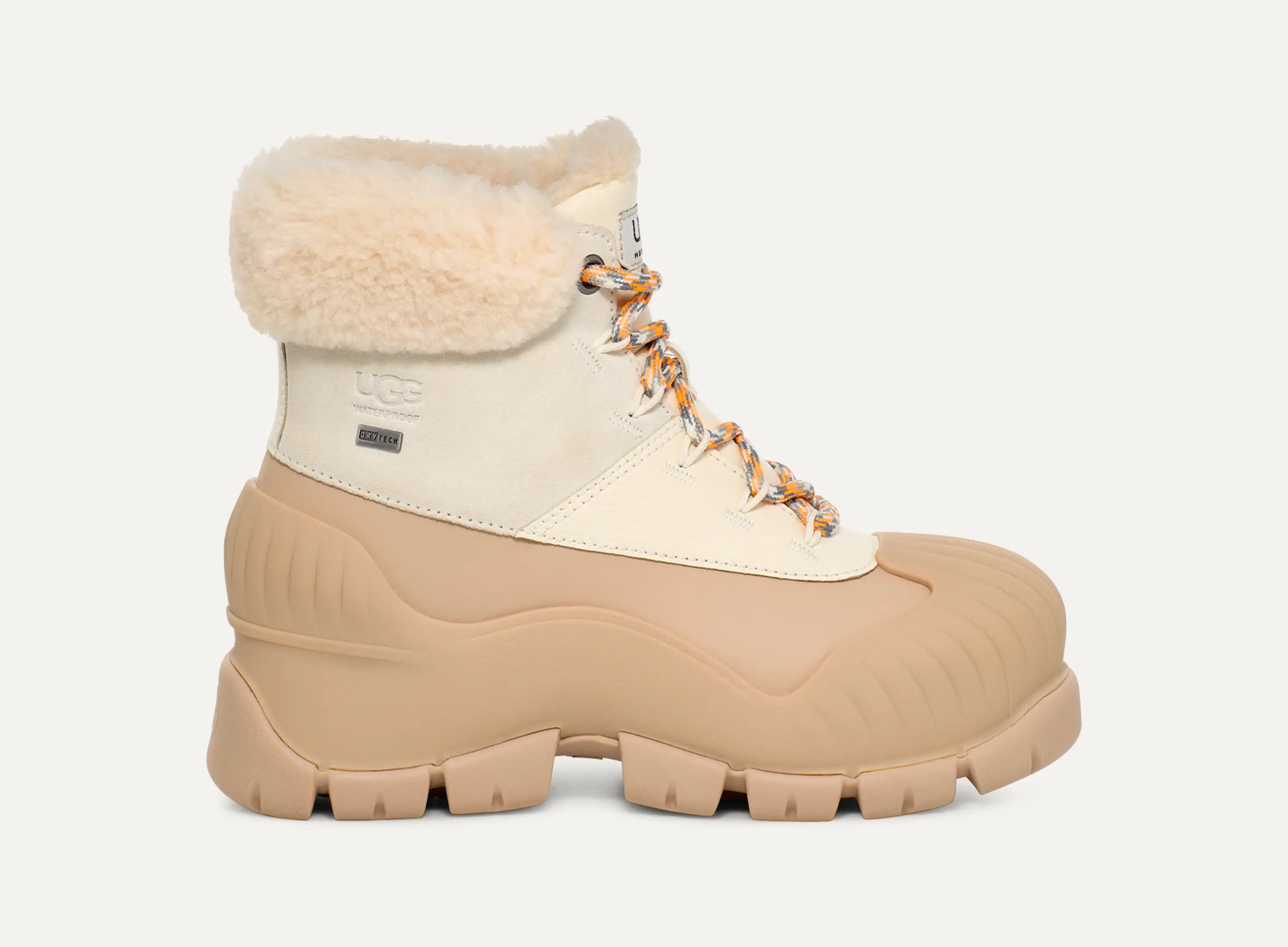 大人気完売UGG W ADIROAM HIKER希少サイズ 厚底 防水 雪道OK UGG ADIROAM HIKER CHESTNUT WATERPROOF SHORT WINTER SNOW