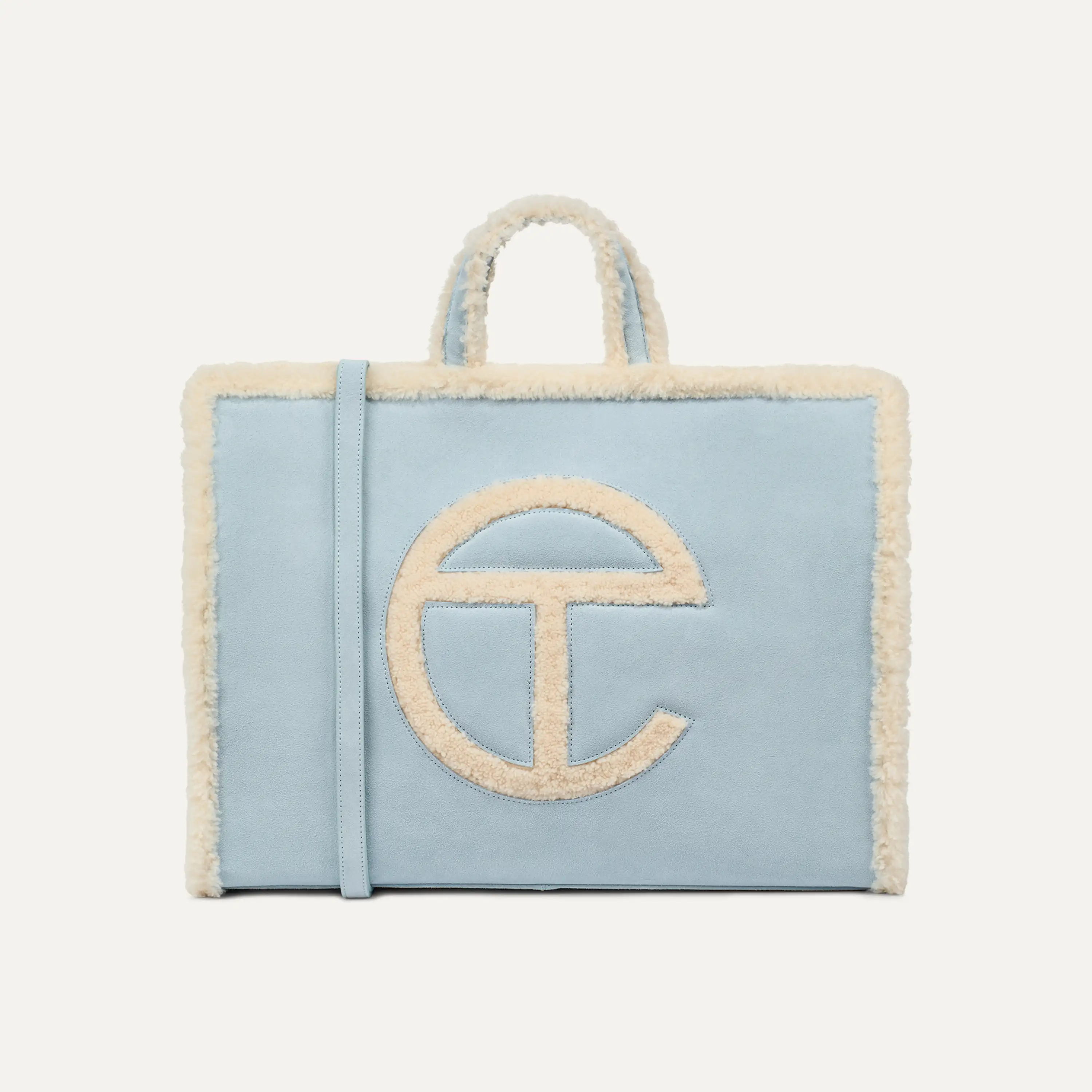 【国内即発】TELFAR x UGG 2WAY トート ショルダー ミディアム UGG® 公式【 UGG X TELFAR ミディアム ショッパー|UGG X Telfar