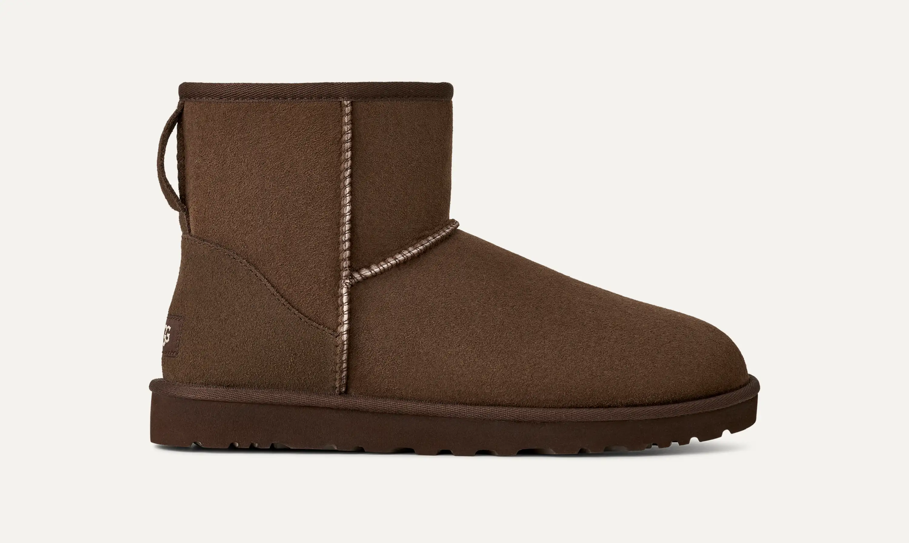 アグ　UGG 1002072 M CLASSIC MINI UGG Men's Classic Mini Winter Boots with Twinface Sheepskin, Suede