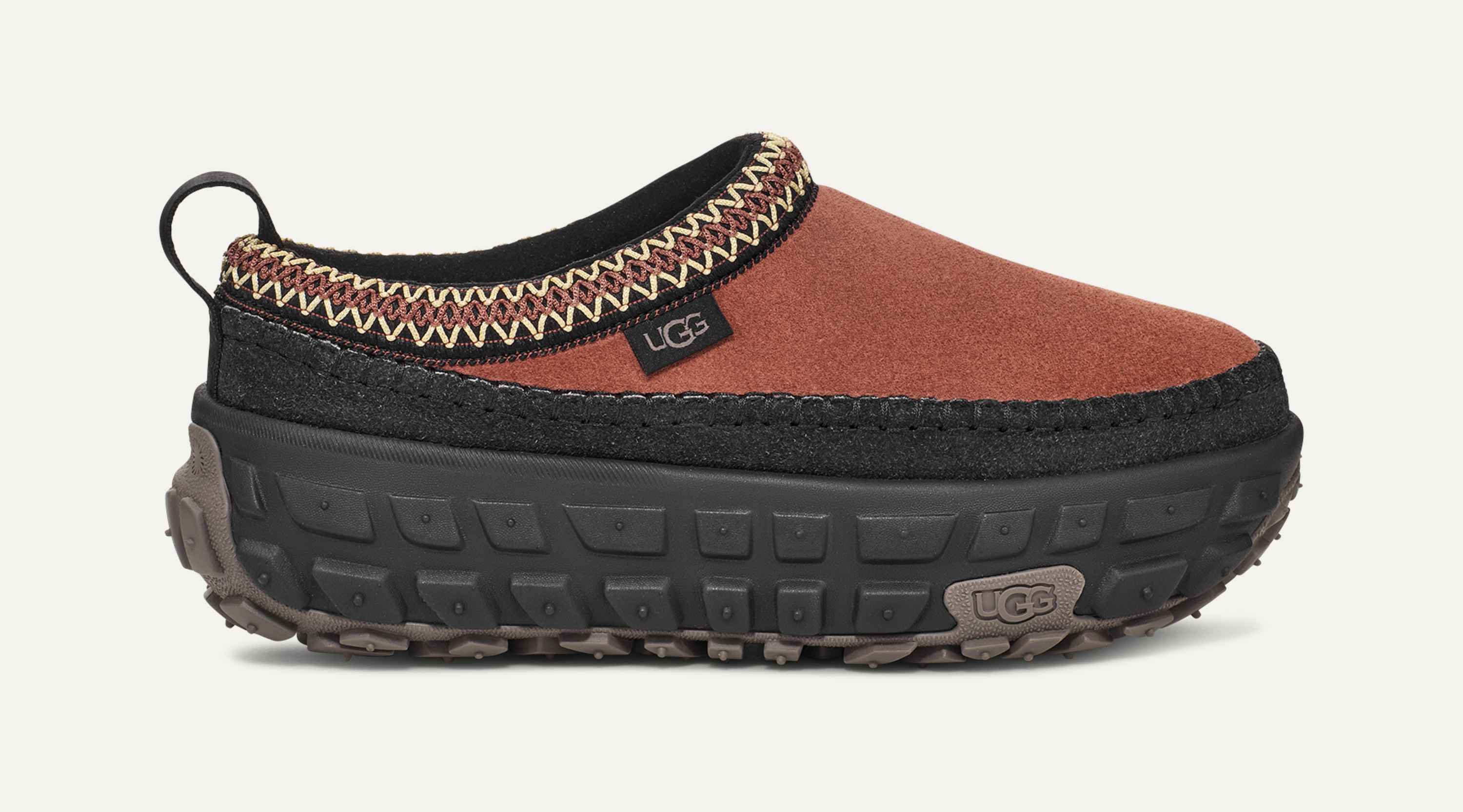 人気メーカー・ブランド UGG® Venture UGG® | for Daze スリッポン+モカシン
