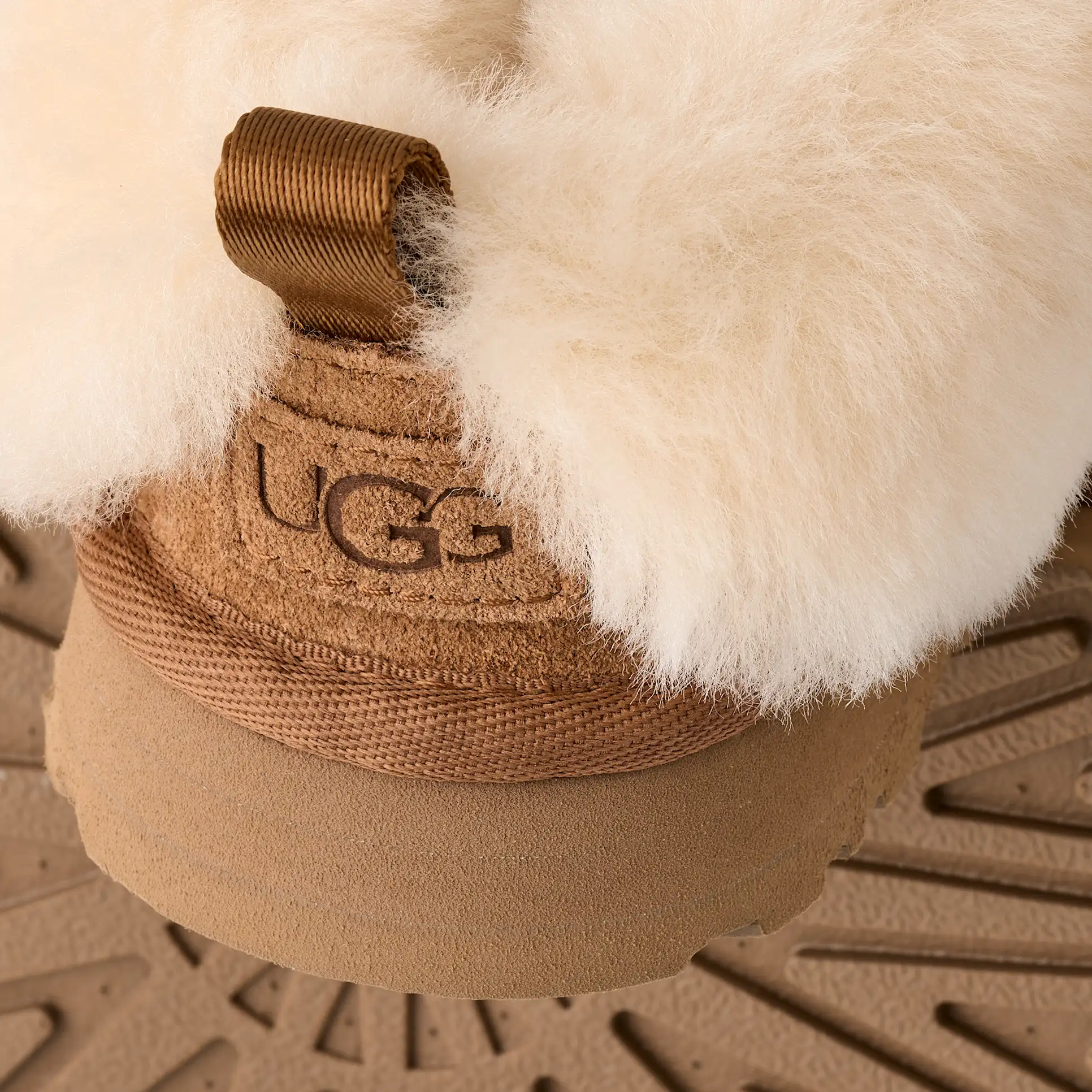 Ugg Tazzelle Girls Shoes In Light Beige main image 0