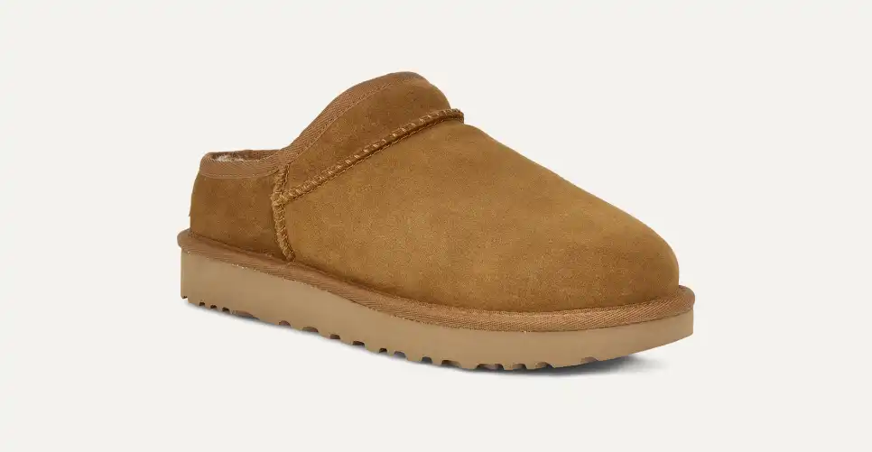 UGG® Classic Slipper for Women | UGG® Luxembourg