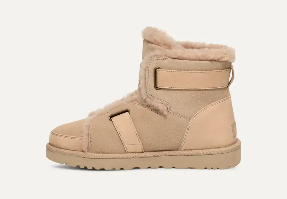 UGG Bentlie Diamond Quilt フラットシューズ - メルカリ