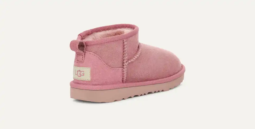 ★UGG★完売間近★キュートなピンク色★Classic Ultra Mini★ Kids' Classic Ultra Mini Boot | UGG®