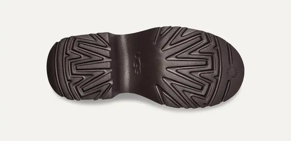 ＜UGG＞Ultra Mini New Heights BLACK Amazon.com | UGG Girls K Classic Ultra MINI New Heights